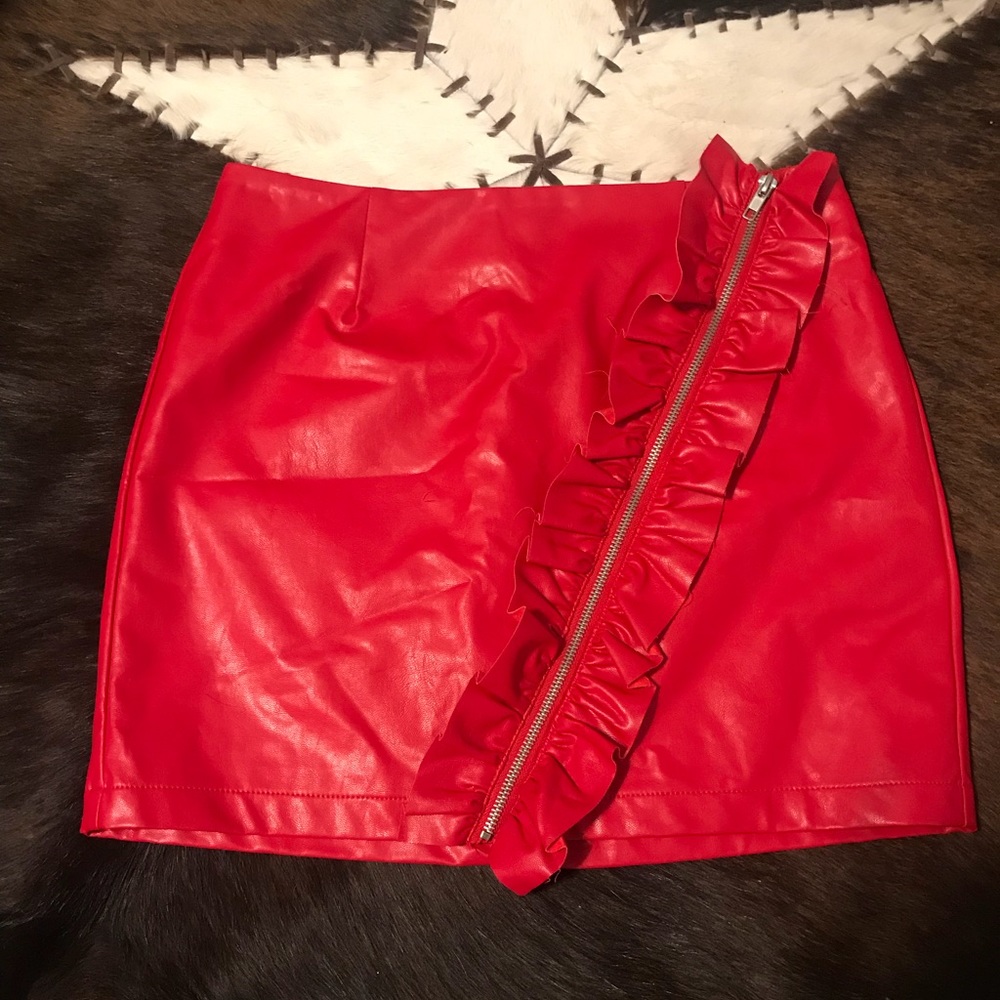 Forever 21 Red faux leather skirt